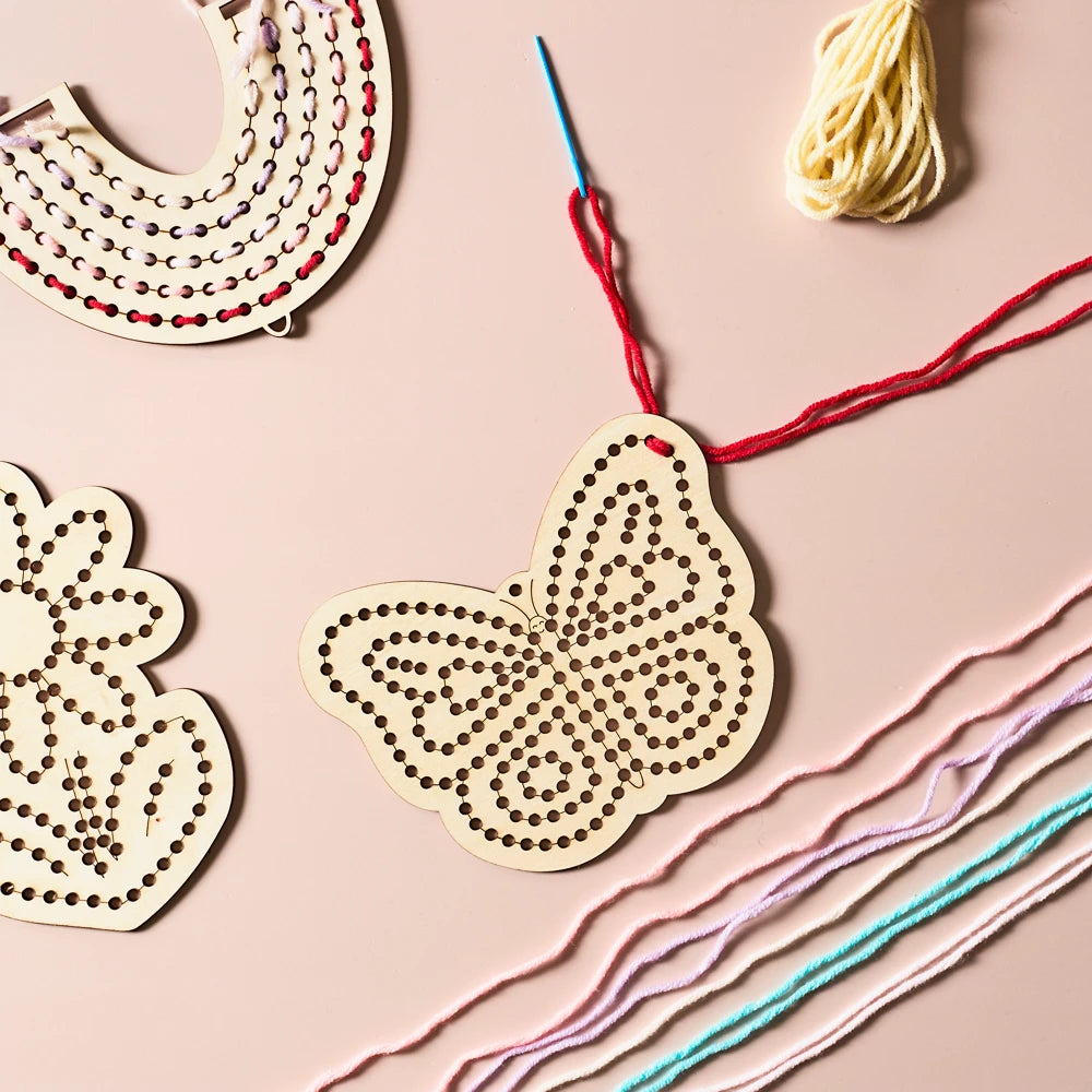 Kit de Couture Montessori Enfant — Jeu Je Comprends la Couture en Bois